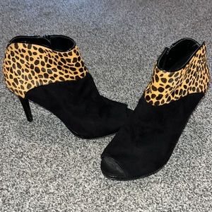 Nine West leopard print suede calf hair booties geotonito size 8.5